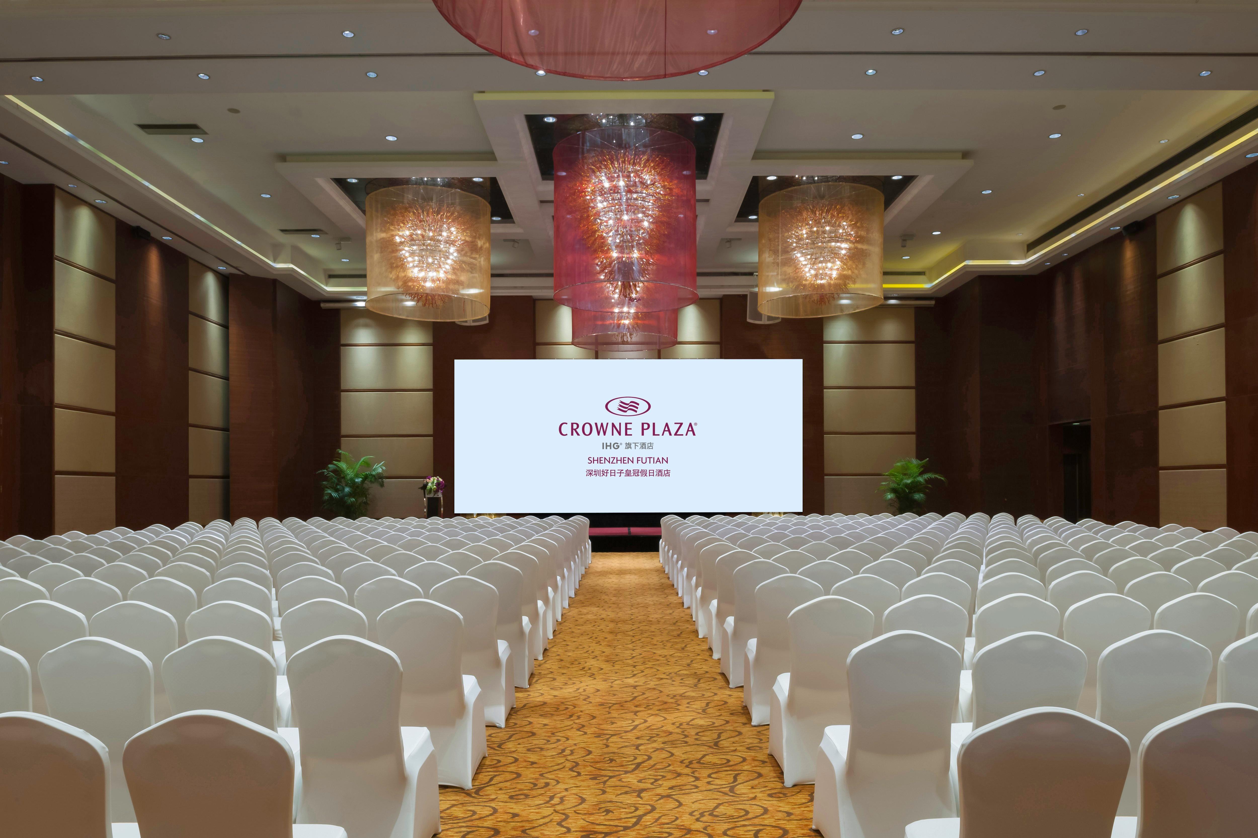 Crowne Plaza Shenzhen Futian, Near To Shenzhen Convention&Exhibition Centre, Shenzhen Stock Exchange And Shenzhen Civic Center, Outdoor Heated Pool Exterior photo