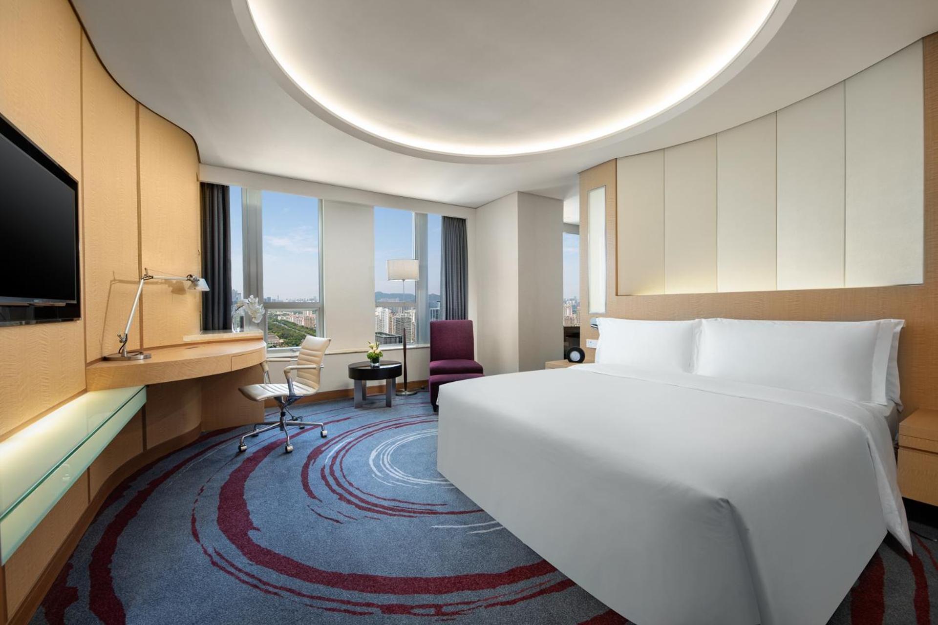 Crowne Plaza Shenzhen Futian, Near To Shenzhen Convention&Exhibition Centre, Shenzhen Stock Exchange And Shenzhen Civic Center, Outdoor Heated Pool Exterior photo